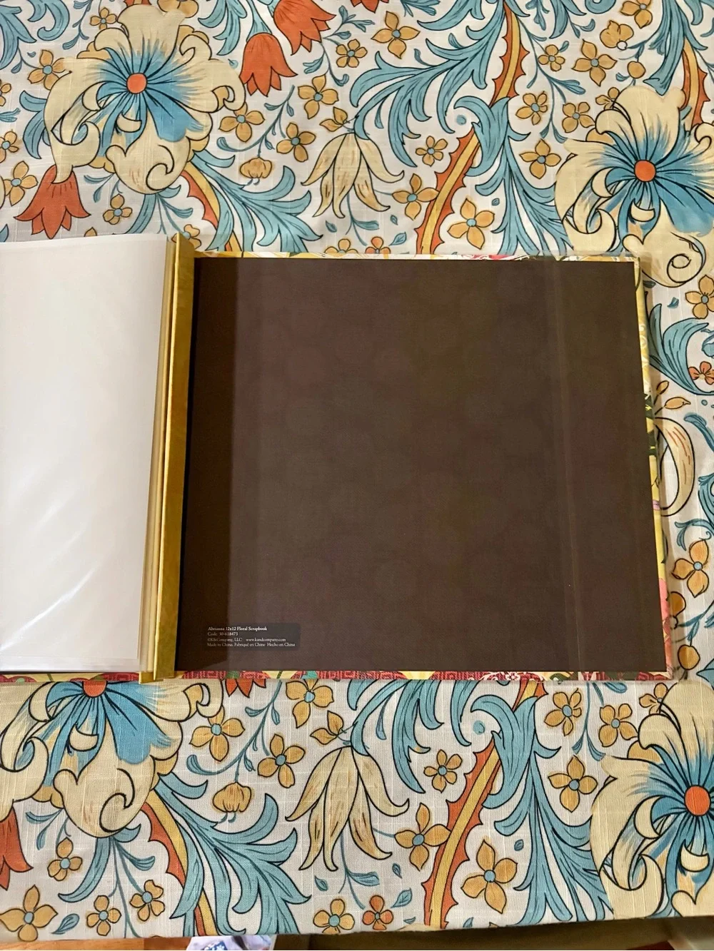 K&Company Abrianna Summertime Scrapbook